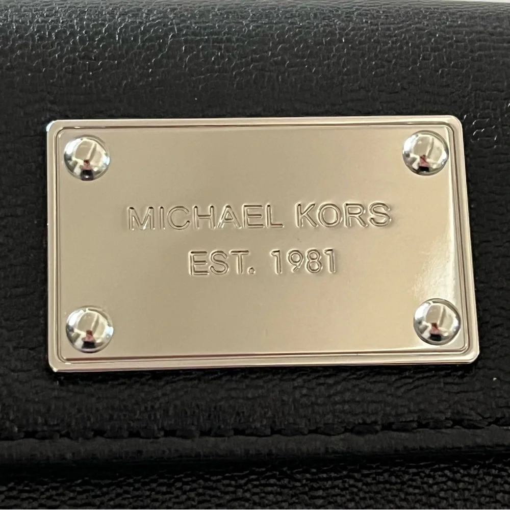 RARE Vintage Michael Kors Black Leather Silver Tone Mini Flap Wallet w/Key Ring - Picture 2 of 12